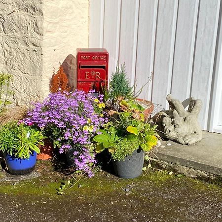 Beautiful Renovated Former Coach House Llandeilo Esterno foto