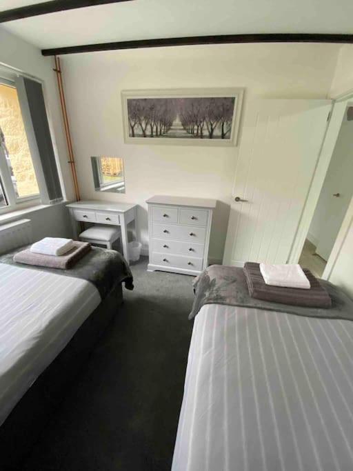 Beautiful Renovated Former Coach House Llandeilo Esterno foto