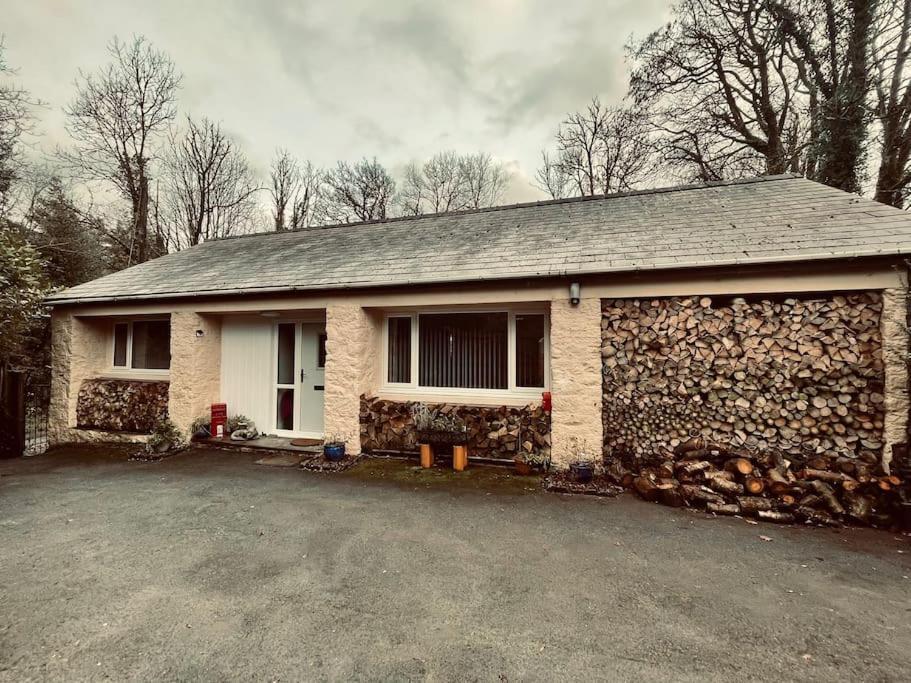 Beautiful Renovated Former Coach House Llandeilo Esterno foto