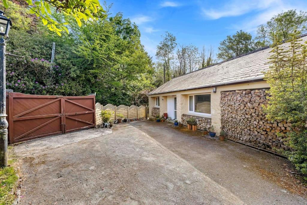 Beautiful Renovated Former Coach House Llandeilo Esterno foto