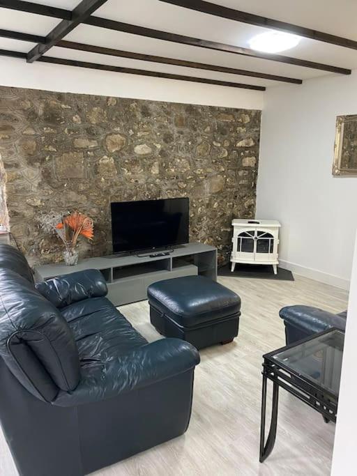 Beautiful Renovated Former Coach House Llandeilo Esterno foto